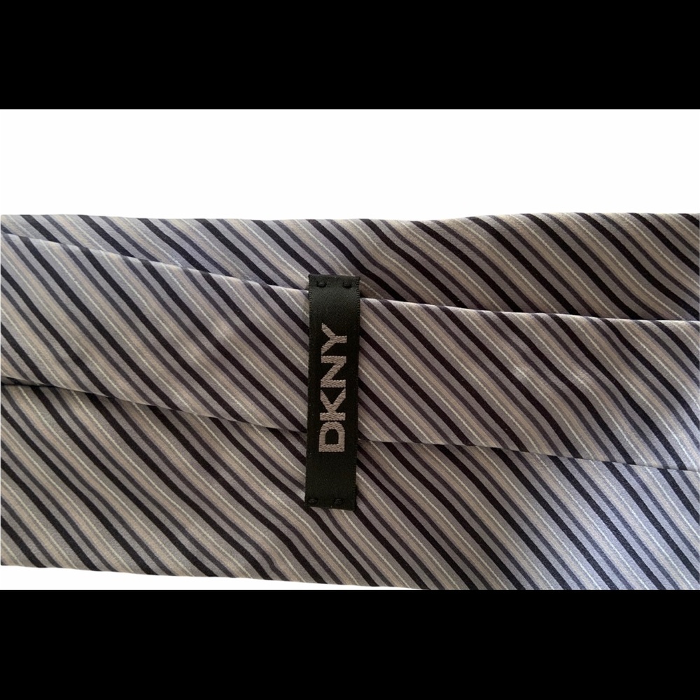 DKNY tie